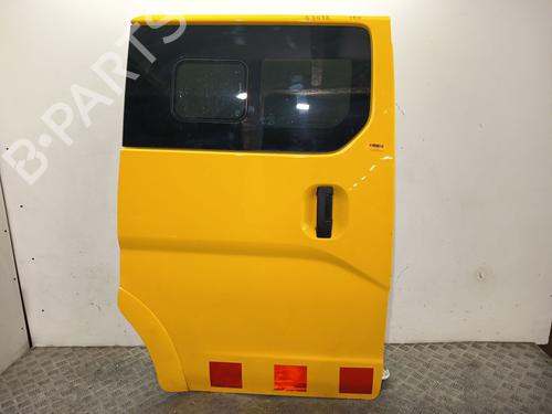 Used Right slide door Right slide door NISSAN NV200 / EVALIA Bus e-NV (ME0M) (109 hp) 35949591 35949591