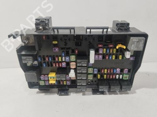 Used Fuse box JEEP GRAND CHEROKEE IV (WK, WK2) 3.0 CRD V6 4x4 (250 hp) 30399273