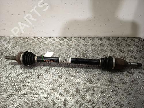 Used Right front driveshaft Right front driveshaft CITROËN C3 III (SX) 1.2 VTi 82 (82 hp) 32439906 32439906