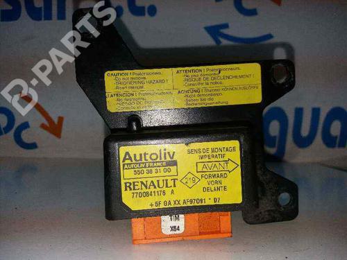 Used ECU airbags RENAULT MEGANE I (BA0/1_) [1995-2004]  5199233