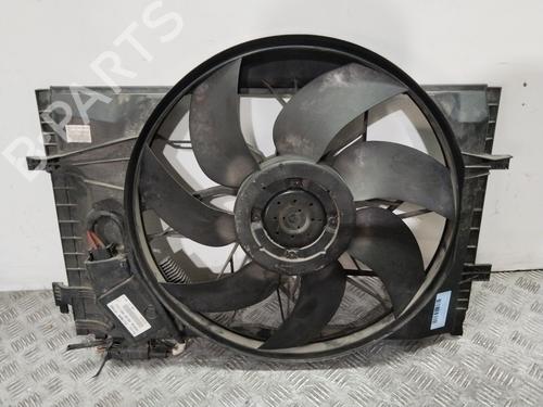 Koelventilatormotor MERCEDES-BENZ C-CLASS (W203) C 200 CDI (203.004) (116 hp) 29591392