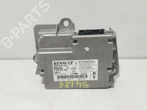 ecu-airbags-renault-clio-iii-br01-cr01-2005-2006-2007-2008-2009-2010-2011-2012-2013-2014-39933498 main image