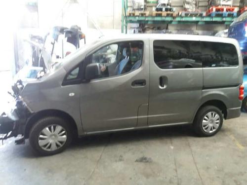 NISSAN NV200 / EVALIA Bus 668838