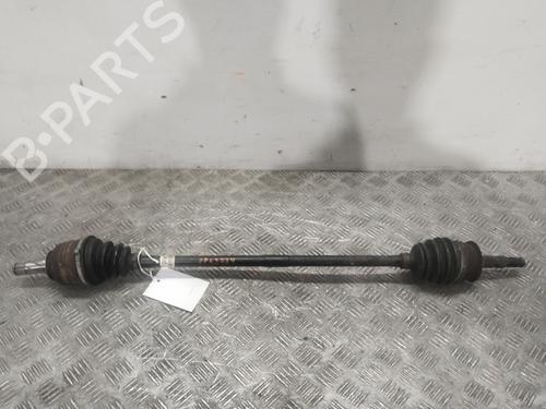 Używane Półoś przednia prawa OPEL CORSA C (X01) 1.2 (F08, F68) (75 hp) 30100523