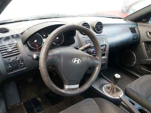 Left mirror HYUNDAI COUPE II (GK) 1.6 16V | BP8267989C26 