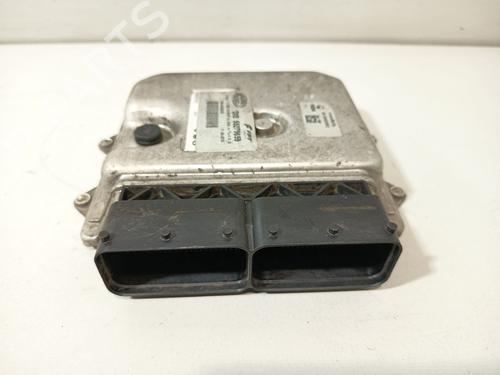Used Engine control unit (ECU) Engine control unit (ECU) OPEL COMBO Box Body/MPV (X12) 1.3 CDTI (B05) (90 hp) 34520456 34520456