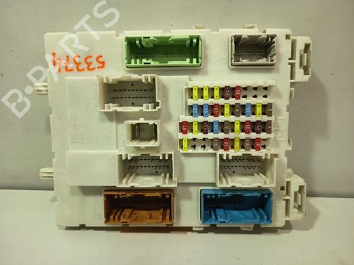 Used Fuse box Fuse box FORD C-MAX II (DXA/CB7, DXA/CEU) 1.6 TDCi (115 hp) 33173831 33173831