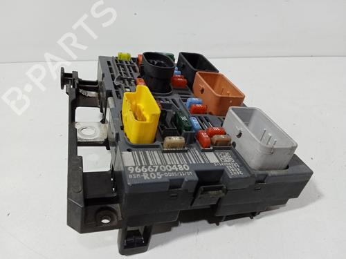 Fuse box PEUGEOT 308 SW I (4E_, 4H_) 1.6 HDi | BP29574246E1 
