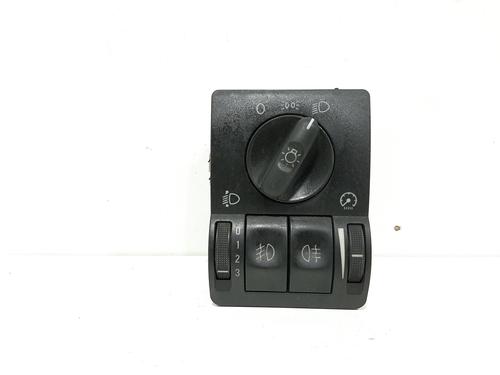 Used Headlight switch Headlight switch OPEL CORSA C (X01) [2000-2009] 6881326 6881326