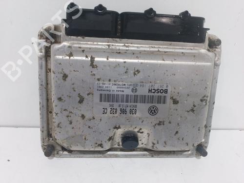 Used Engine control unit (ECU) VW POLO (6N2) [1999-2001]  13713099