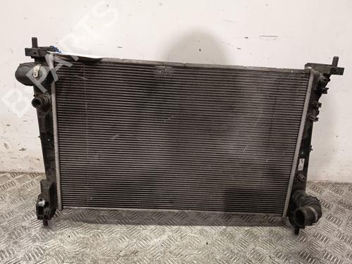 Used Water radiator Water radiator 38069318 38069318