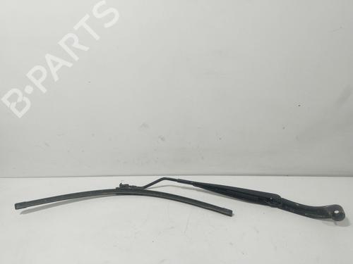 Used Front windshield wiper arm Front windshield wiper arm 37518625 37518625
