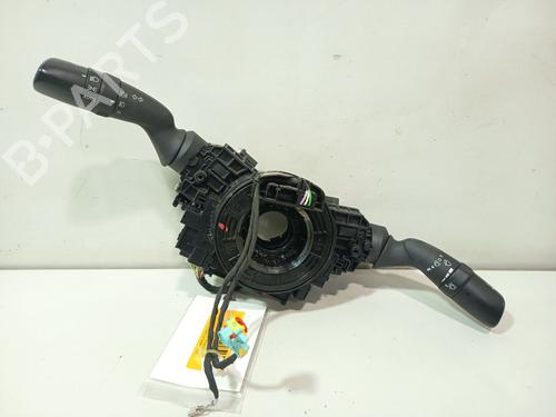 Used Switch Switch TOYOTA COROLLA Saloon (_E21_) 1.8 VVTi Hybrid (ZWE211, MZEA12) (98 hp) 33401006 33401006