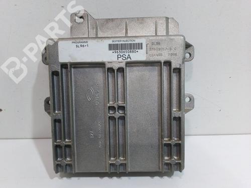 Used Engine control unit (ECU) CITROËN XSARA (N1) [1997-2005]  10364110