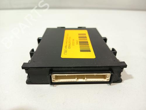 Used Electronic module Electronic module TOYOTA COROLLA Estate (_E21_) 1.8 Hybrid (ZWE211) (98 hp) 33977074 33977074
