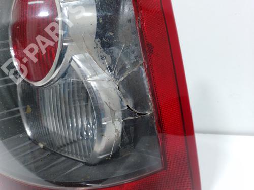 Right taillight LAND ROVER DEFENDER Station Wagon (L316) 2.5 Td5 4x4 (L316) | BP9976202C35 