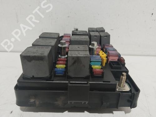 Fuse box KIA CARENS II MPV (FJ) 1.6 | BP19322120E1 
