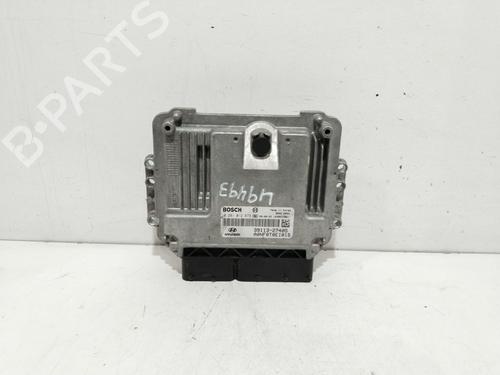 Used Engine control unit (ECU) HYUNDAI SONATA V (NF) 2.0 CRDi (140 hp) 17543326