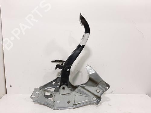 Used Clutch pedal Clutch pedal OPEL ASTRA H (A04) [2004-2014] 8773140 8773140