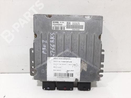 Used Engine control unit (ECU) PEUGEOT 307 (3A/C) [2000-2012]  7211289