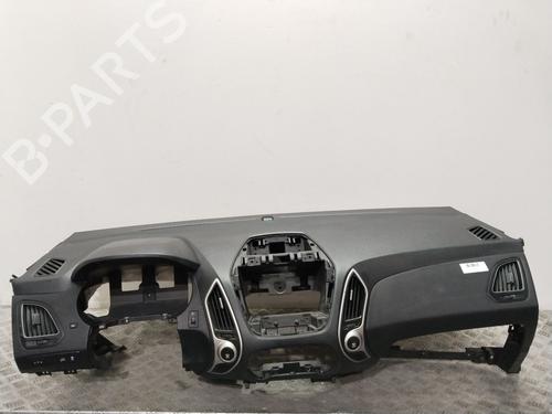 Used Dashboard HYUNDAI ix35 (LM, EL, ELH) 1.7 CRDi (116 hp) 17198203