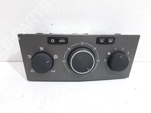 Used Climate control Climate control OPEL ASTRA H (A04) [2004-2014] 17642729 17642729