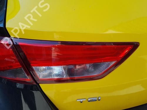 left-tailgate-light-seat-leon-5f1-2012-2013-2014-2015-2016-2017-2018-2019-2020-2021-36435702 main image