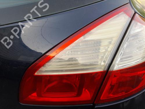 right-tailgate-light-renault-megane-iii-hatchback-bz01_-b3_-2008-37694574 main image