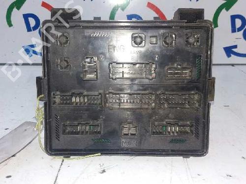 Used Fuse box Fuse box SSANGYONG RODIUS I 2.7 Xdi (163 hp) 5175757 5175757