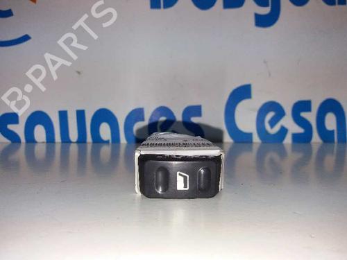 Used Right front window switch Right front window switch CITROËN XSARA (N1) 1.6 i (88 hp) 5200199 5200199