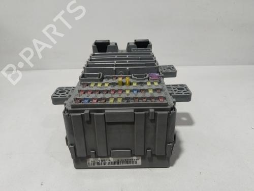Fuse box HONDA CIVIC VIII Hatchback (FN, FK) 2.2 CTDi (FK3) | BP30834617E1