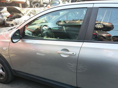 Used Left front door Left front door 38052213 38052213