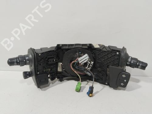 Used Switch RENAULT SCÉNIC II (JM0/1_) 1.9 dCi (JM14) (131 hp) 29520805