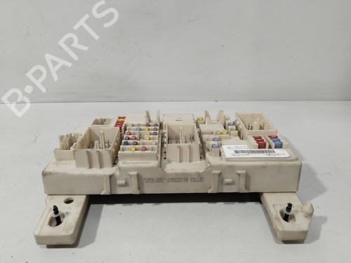 Caja reles / fusibles FORD FOCUS II Turnier (DA_, FFS, DS) 1.6 TDCi (90 hp) 29751215
