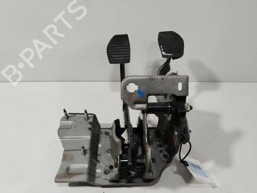 Used Clutch pedal CITROËN C-ELYSEE (DD_) [2012-2025]  28359664