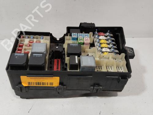 fuse-box-ford-kuga-i-2008-2009-2010-2011-2012-32529863 main image