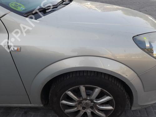 Used Right front fenders Right front fenders OPEL ASTRA H Estate (A04) 1.9 CDTI (L35) (150 hp) 36296672 36296672