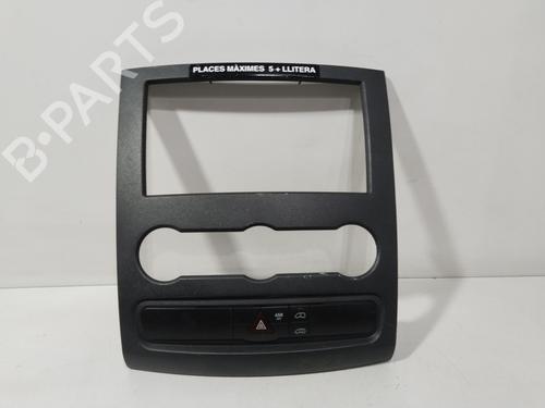 Used Warning switch MERCEDES-BENZ SPRINTER 3,5-t Bus (B906) 315 CDI (906.731, 906.733, 906.735) (150 hp) 29520686