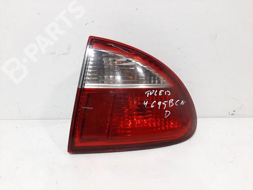 Used Right taillight SEAT LEON (1M1) [1999-2006]  6777751