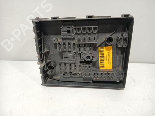Fuse box VW GOLF V (1K1) 1.6 FSI | BP37640271E1 - Image 3