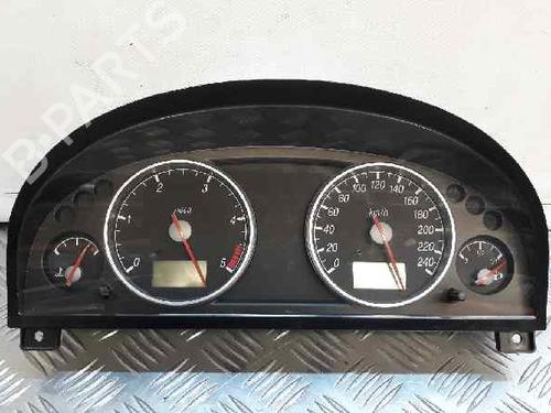 Used Instrument cluster FORD MONDEO III (B5Y) [2000-2007]  5202603