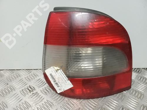 Used Left taillight RENAULT SCÉNIC I MPV (JA0/1_, FA0_) 1.9 dCi (JA05, JA1F) (102 hp) 5207575