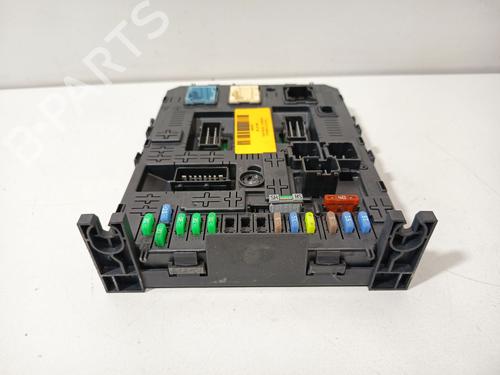 Used Fuse box Fuse box CITROËN C5 III (RD_) 3.0 HDi 240 (RDX8CA) (241 hp) 36277829 36277829