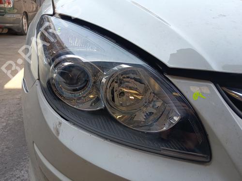 Used Right headlight Right headlight 38052221 38052221