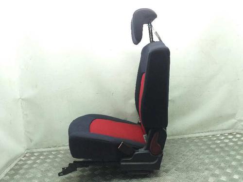 rear-seat-peugeot-1007-km_-azul-con-rojo-2005-5203404 main image