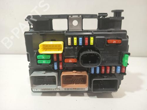 Used Fuse box Fuse box CITROËN C3 II (SC_) 1.2 VTi 82 (82 hp) 32997778 32997778