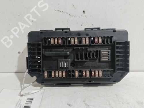Used Fuse box Fuse box BMW 3 Gran Turismo (F34) 328 i xDrive (245 hp) 21058431 21058431