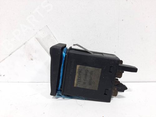Used Warning switch Warning switch AUDI 100 C4 Avant (4A5) [1990-1994] 13047152 13047152