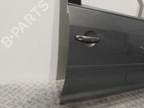 Used Right front door VW TOURAN (1T1, 1T2) 2.0 TDI (136 hp) 24337911