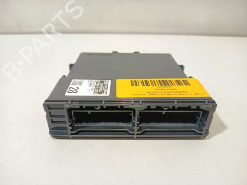 Used Electronic module Electronic module TOYOTA COROLLA Estate (_E21_) 1.8 Hybrid (ZWE211) (98 hp) 33977066 33977066